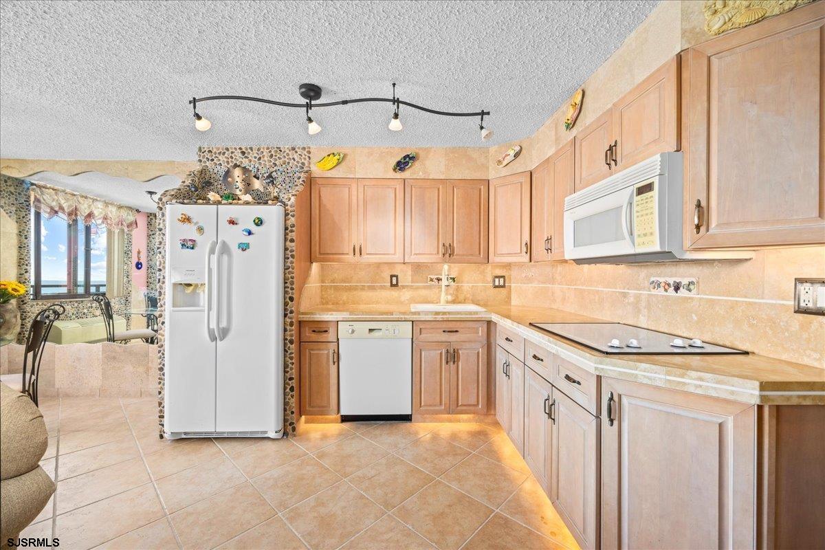 9600 Atlantic Ave Unit: 814