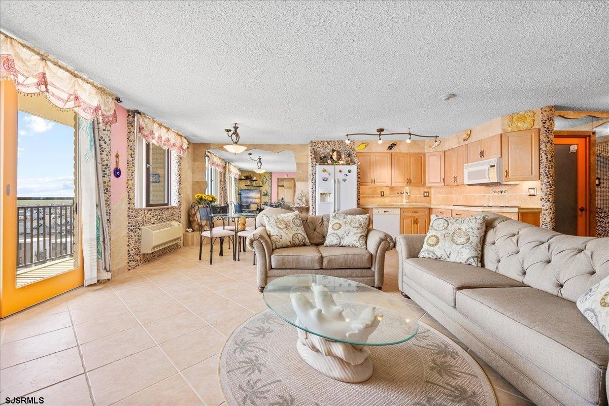 9600 Atlantic Ave Unit: 814