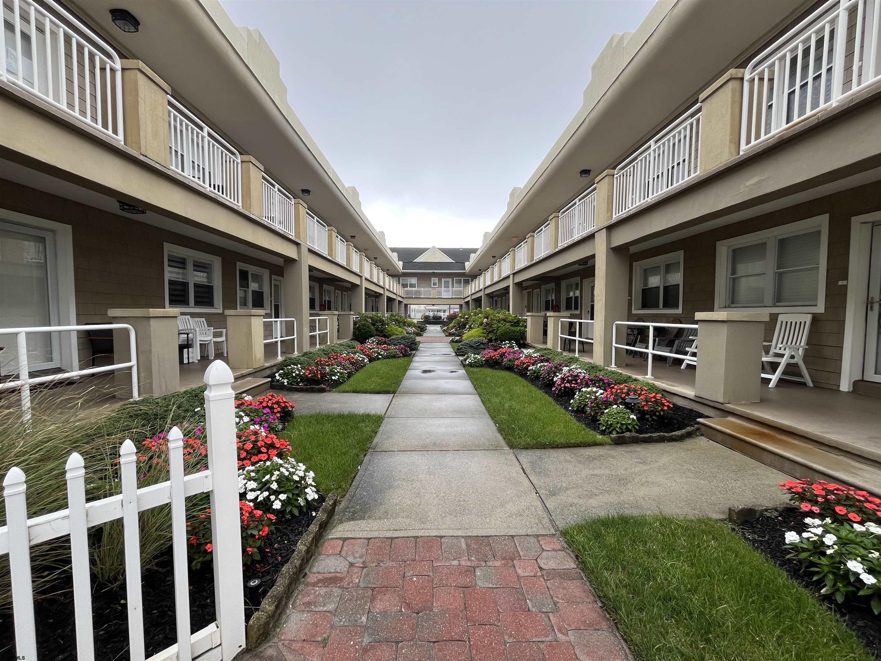 9010 Atlantic Ave Unit: 117