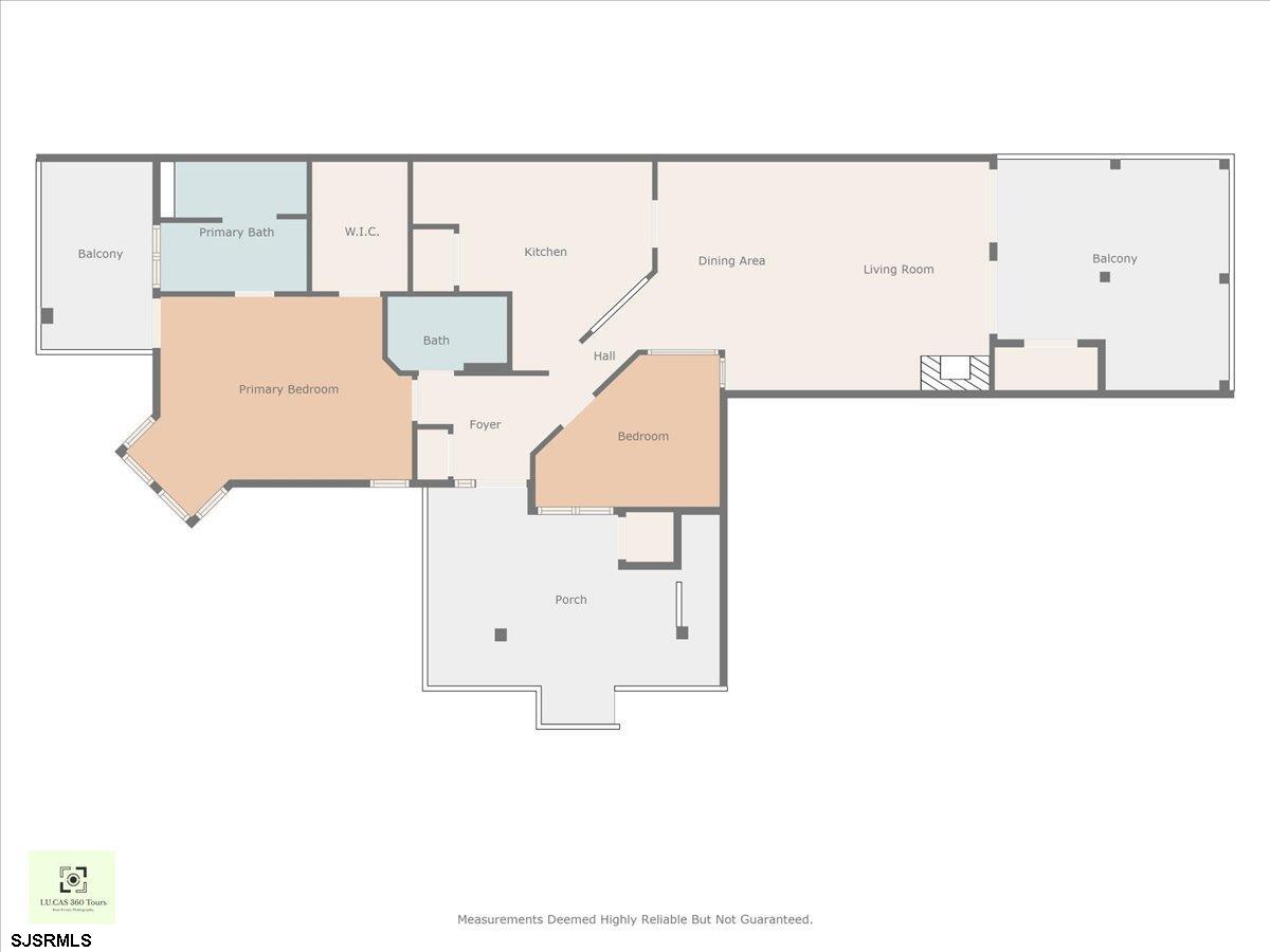 2202 East Dr Unit: 2202