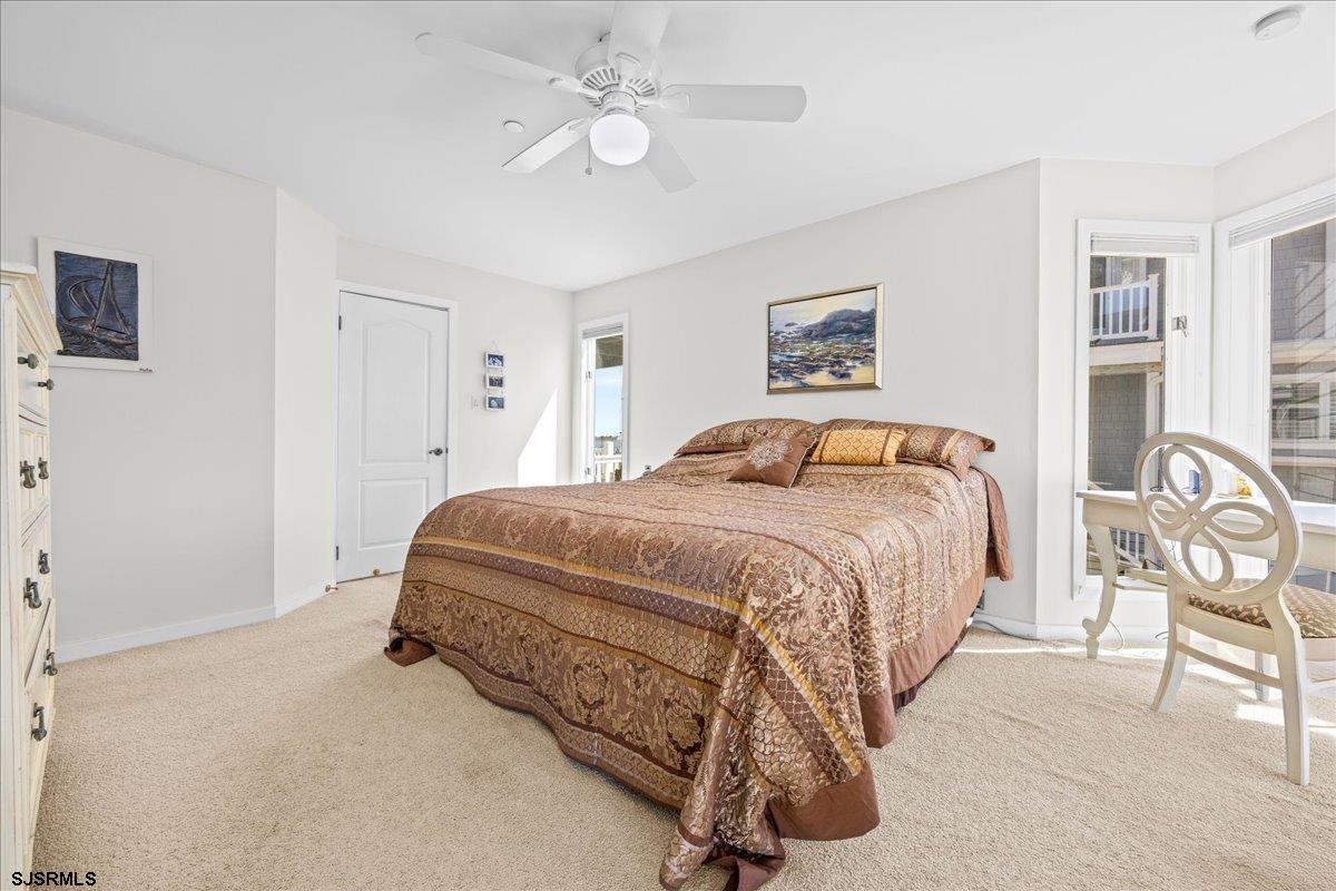 2202 East Dr Unit: 2202