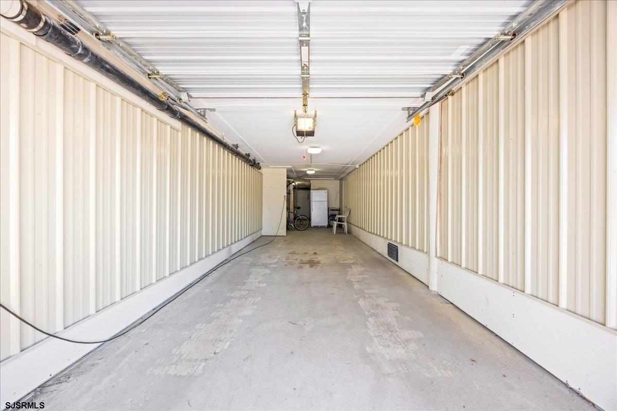 2202 East Dr Unit: 2202