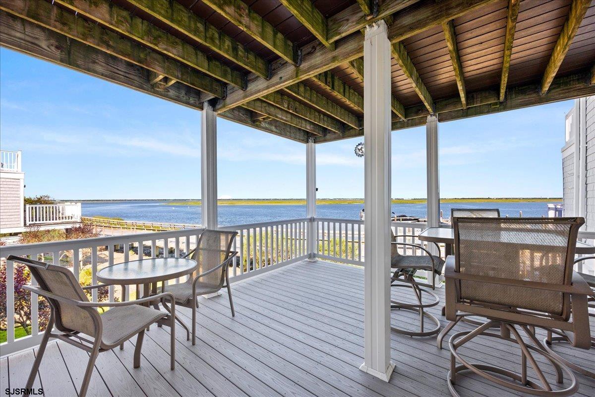 2202 East Dr Unit: 2202