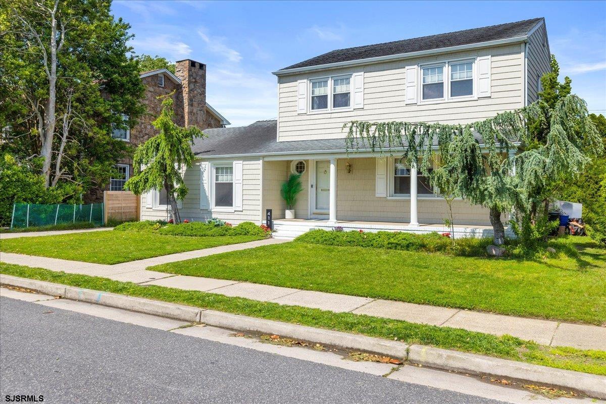 411 N Douglas Ave