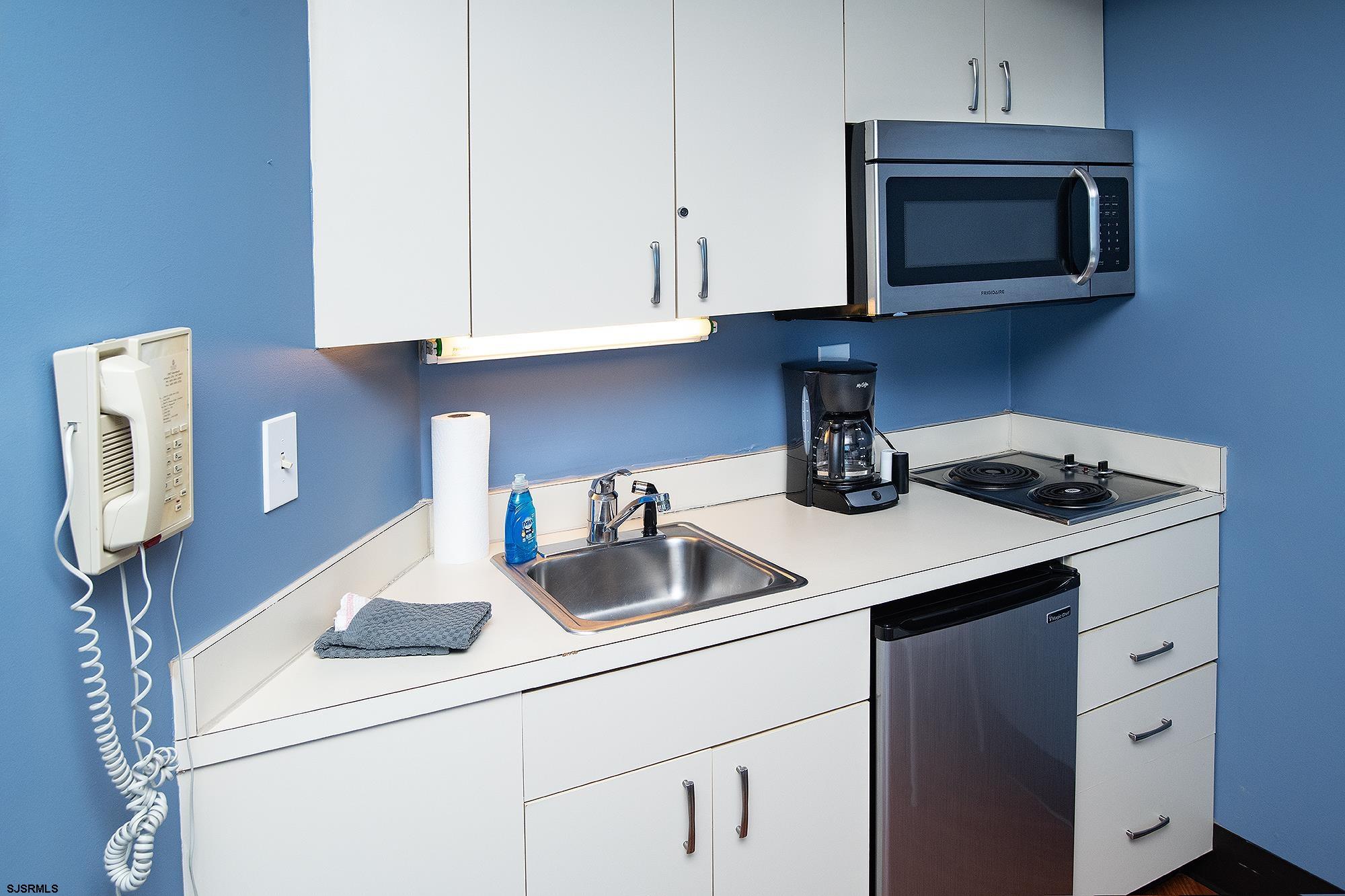 1515 Boardwalk Unit: 1704