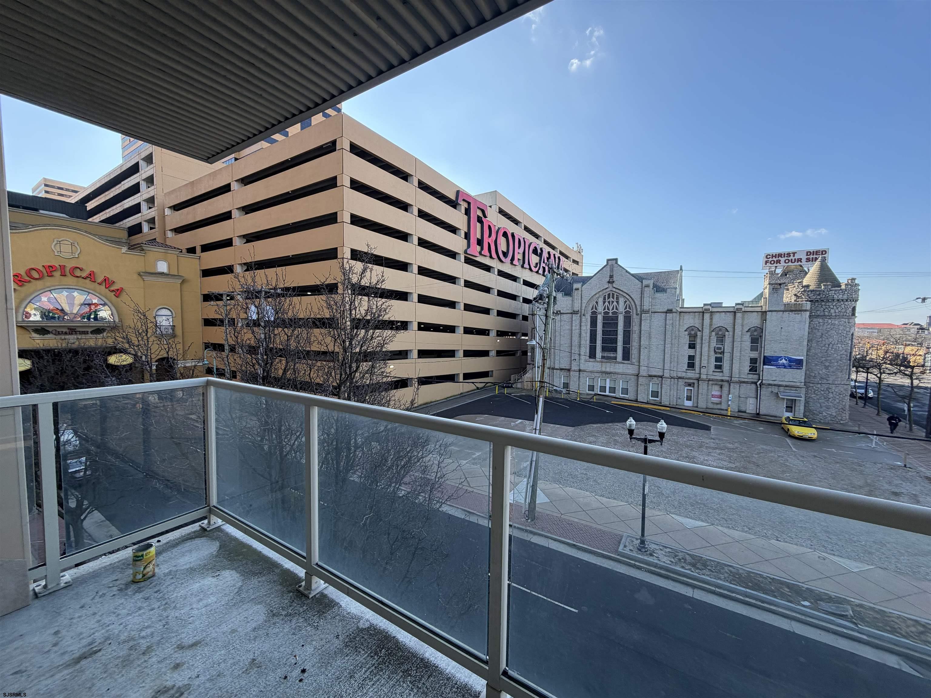 2834 Atlantic Ave Unit: 204
