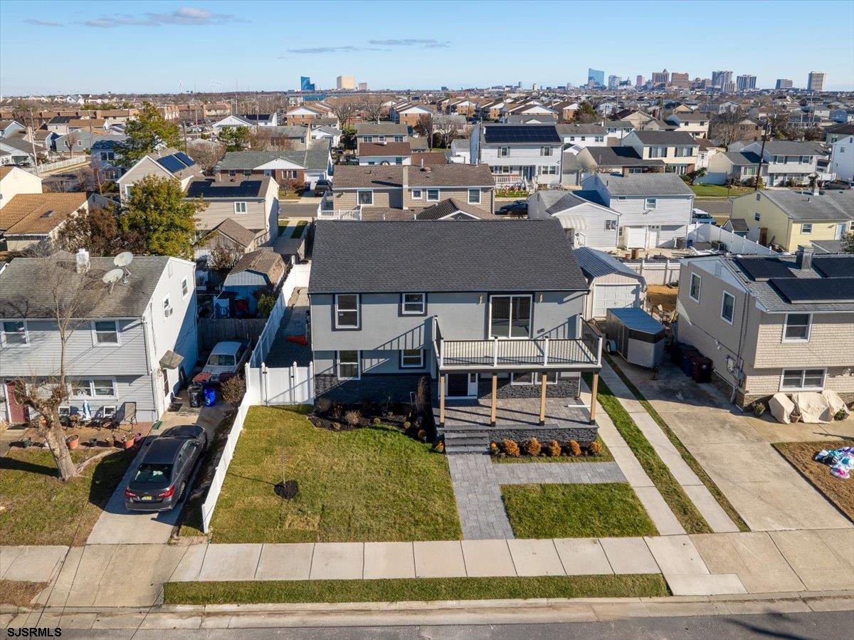 711 N Cornwall Ave