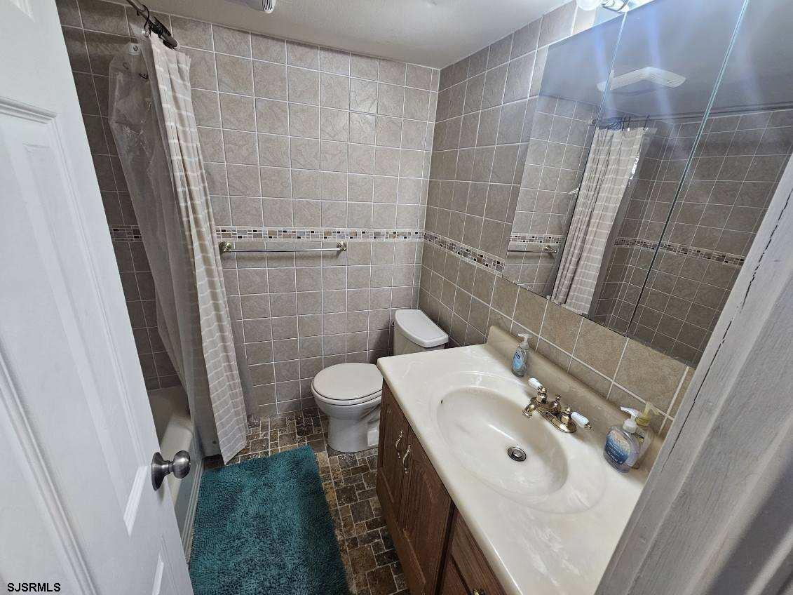9415 Pacific Ave Unit: 31