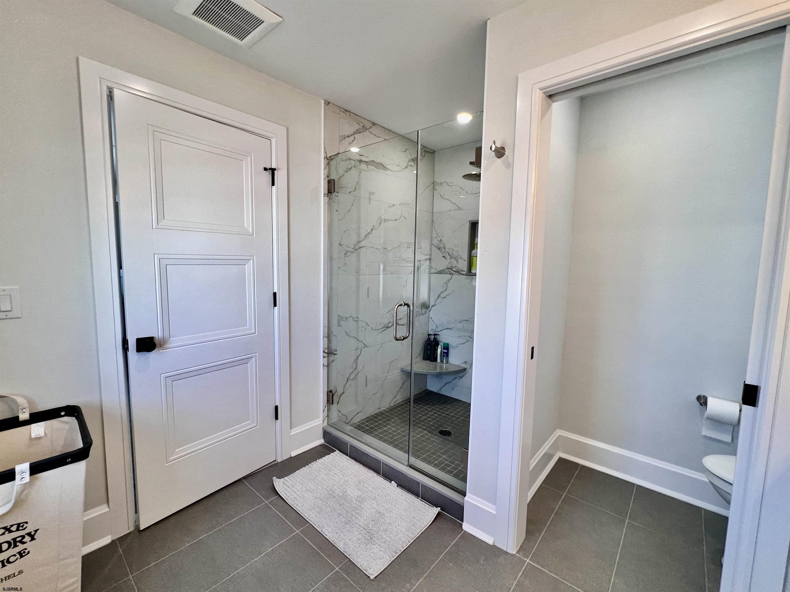 16A S Fredericksburg Ave