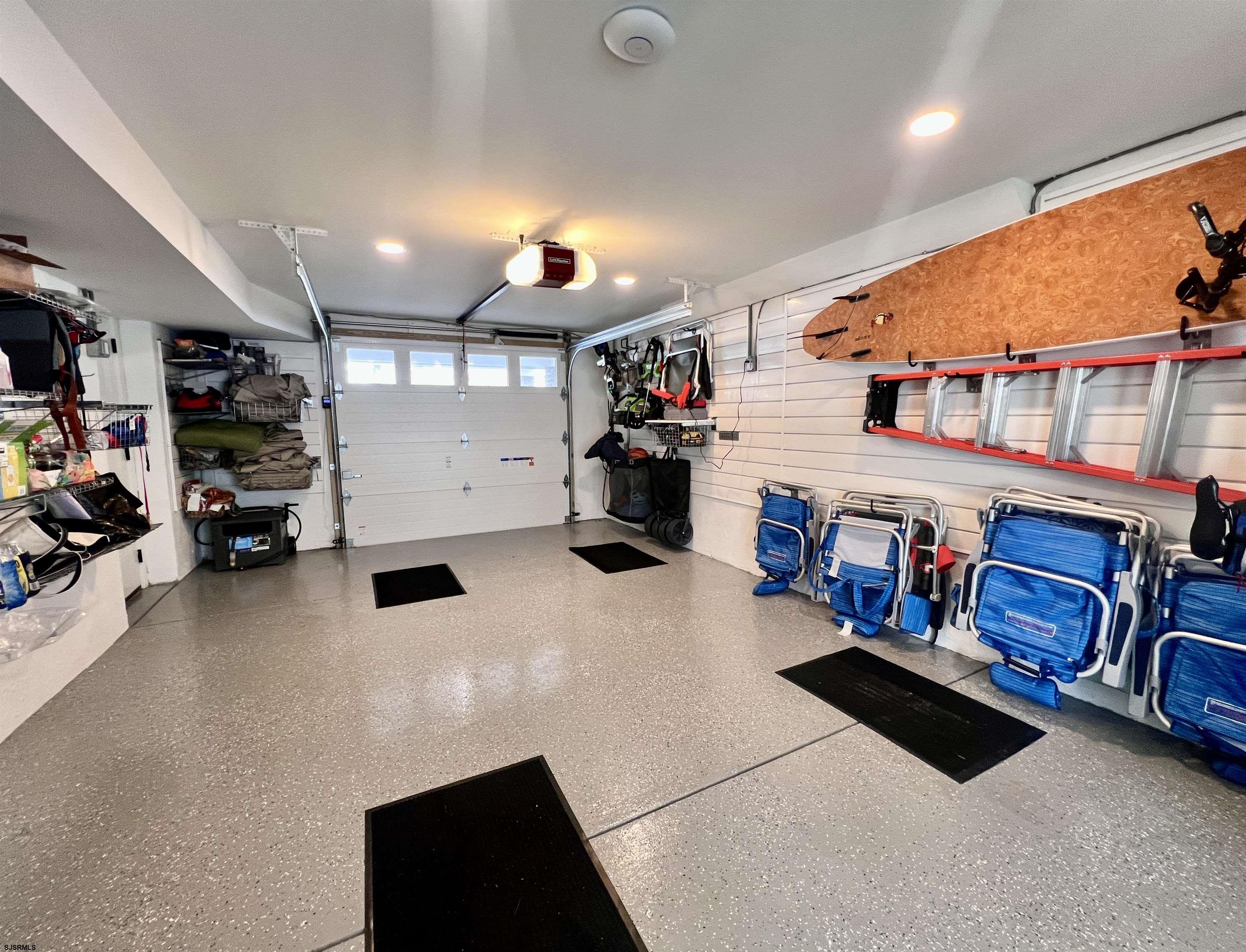 16A S Fredericksburg Ave