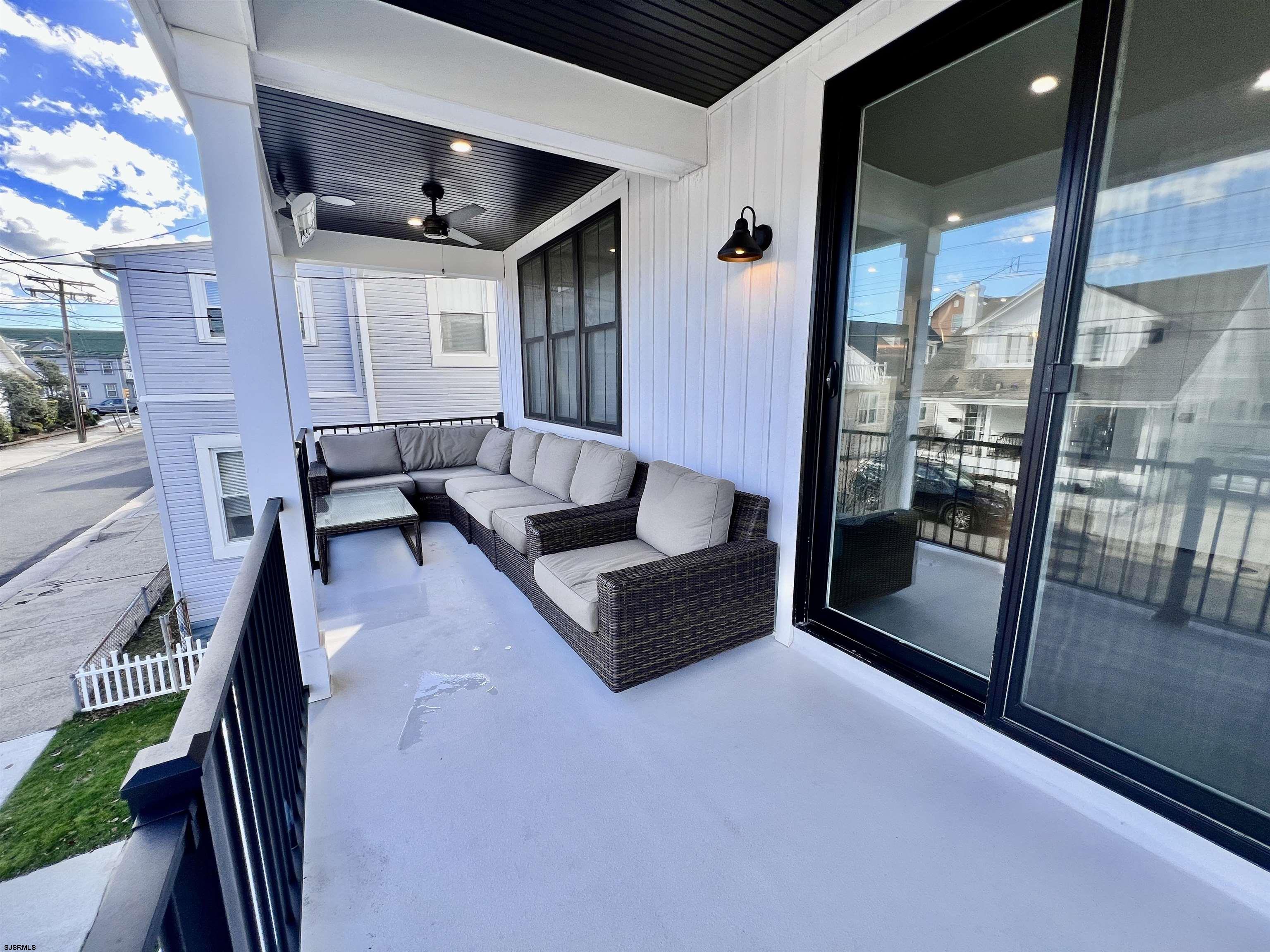16A S Fredericksburg Ave