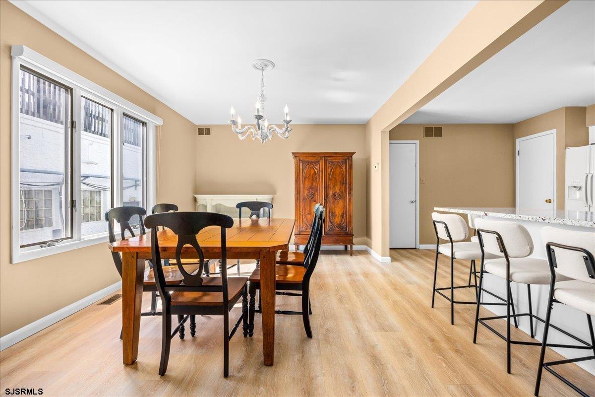 2 N Frontenac Ave