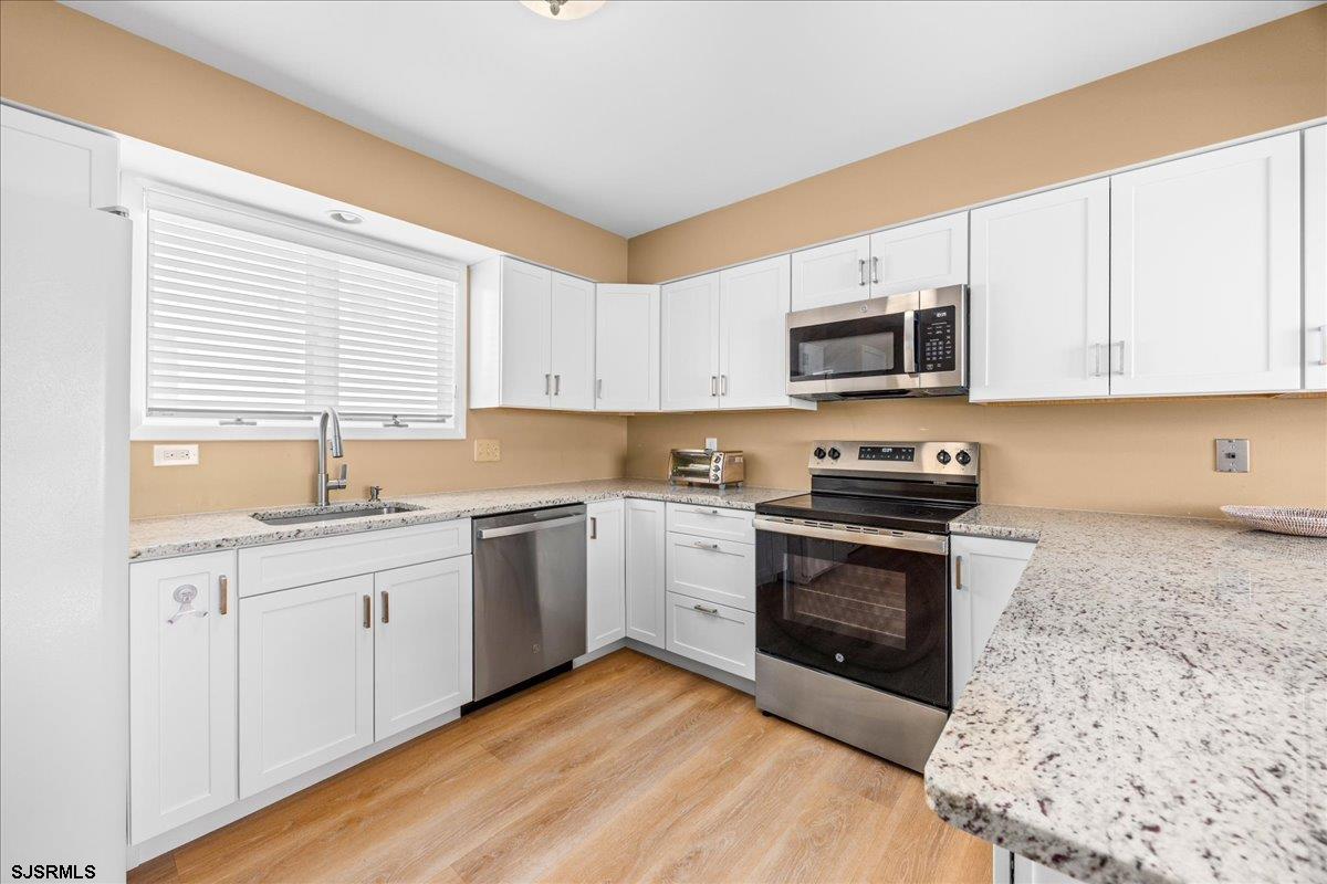 2 N Frontenac Ave