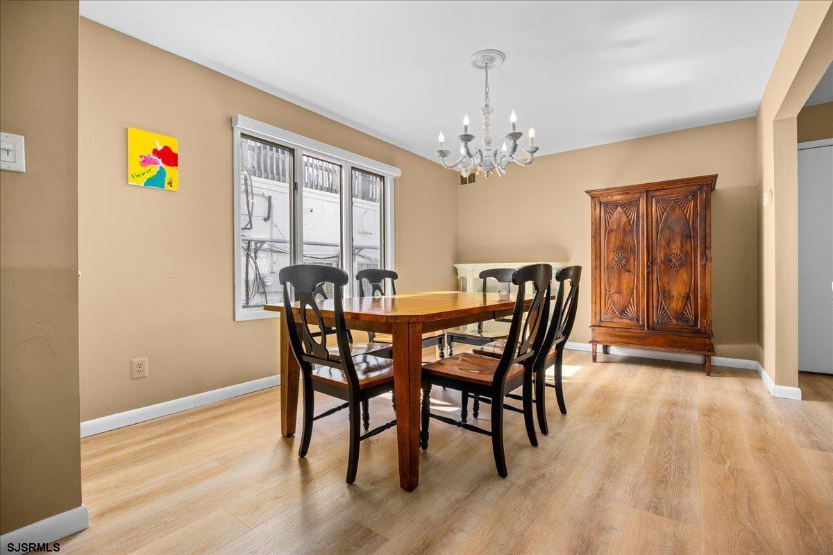 2 N Frontenac Ave