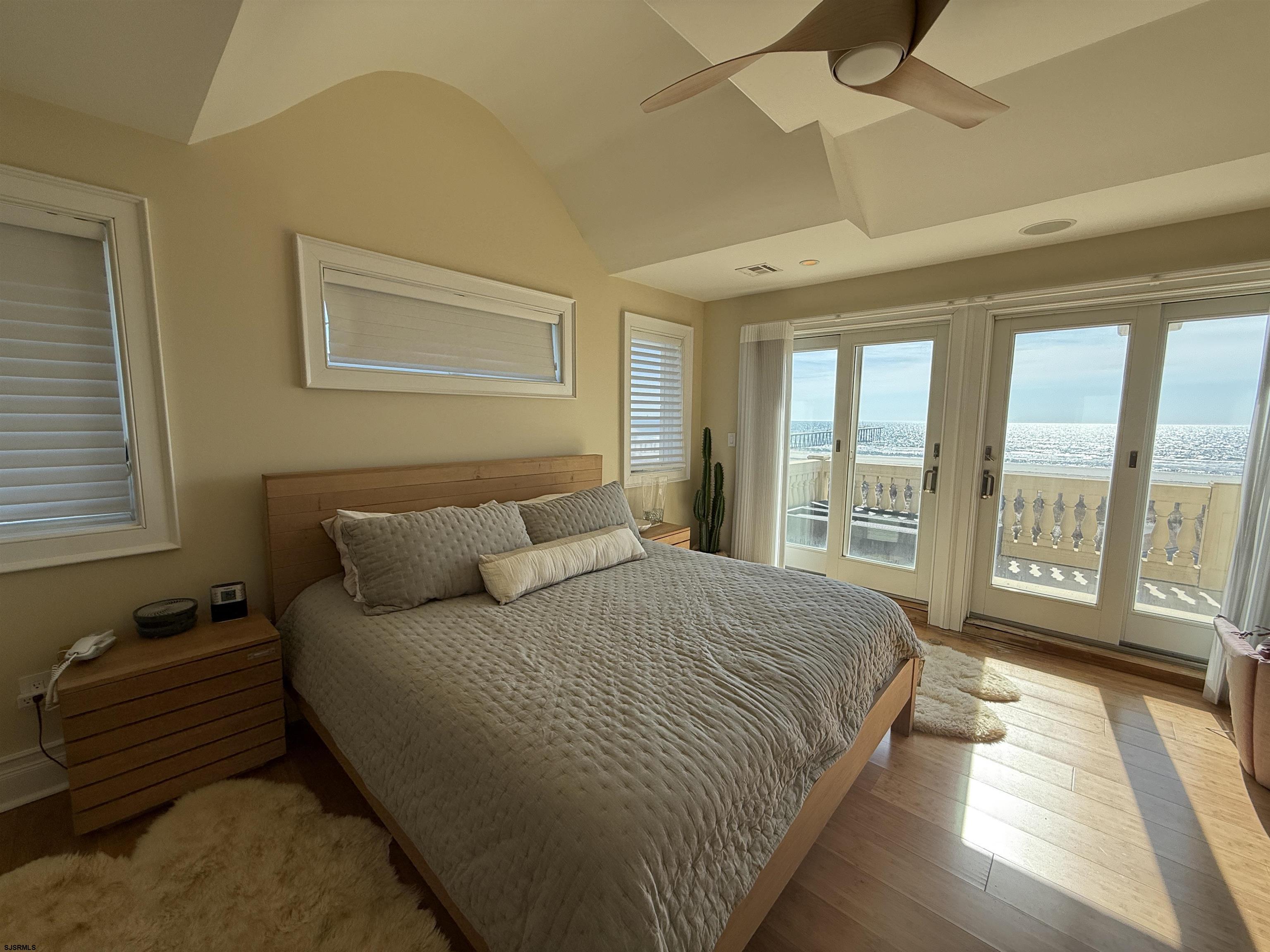 119 S Sacramento