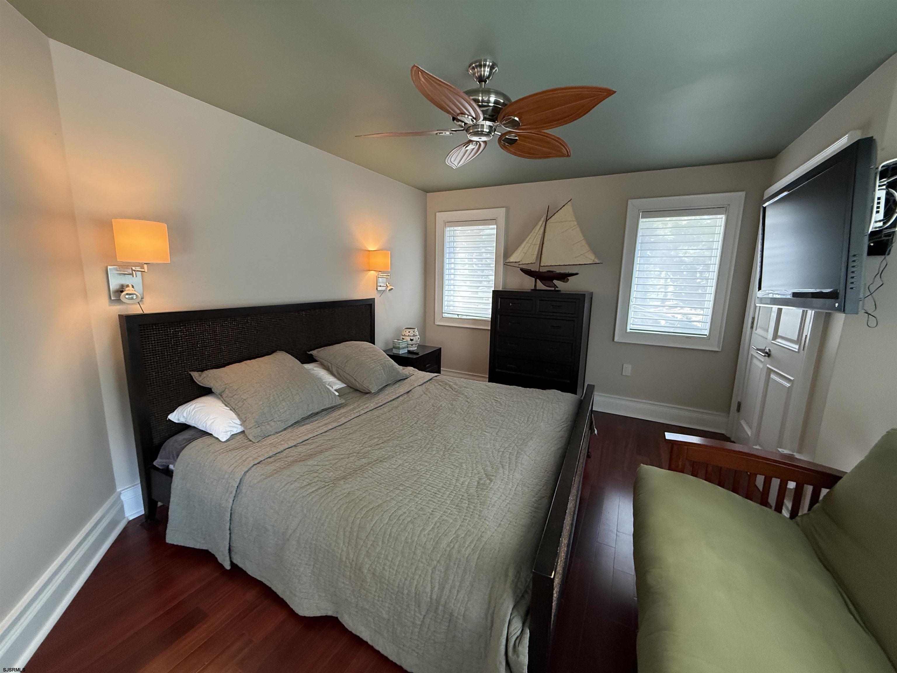 119 S Sacramento