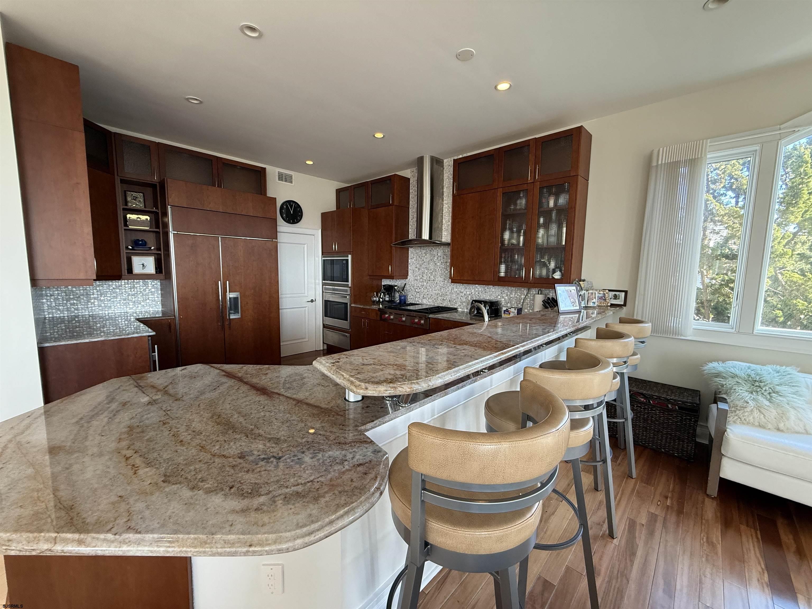 119 S Sacramento