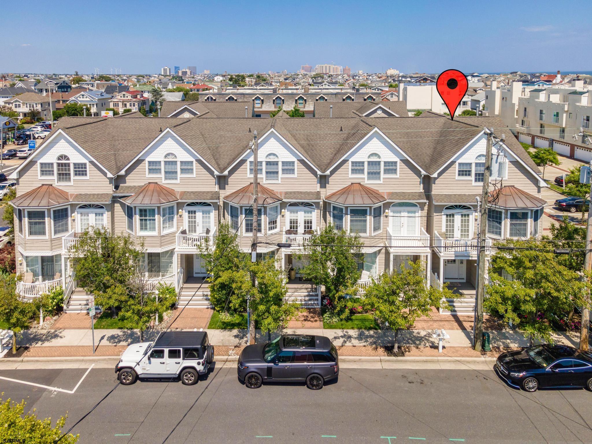 1 S Douglas Ave