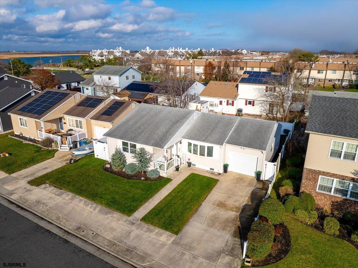 809 N Derby Ave