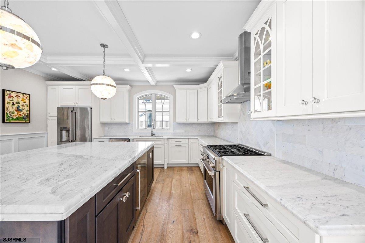 17 N Lancaster Ave
