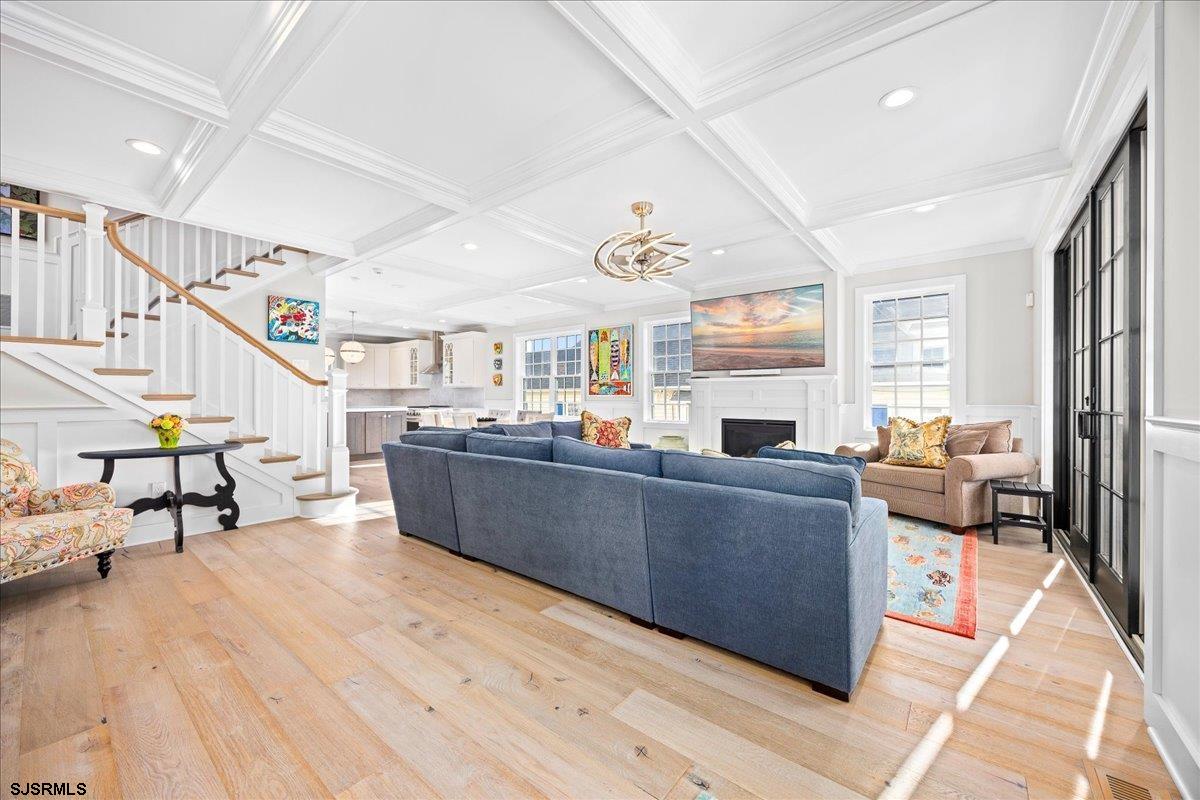 17 N Lancaster Ave