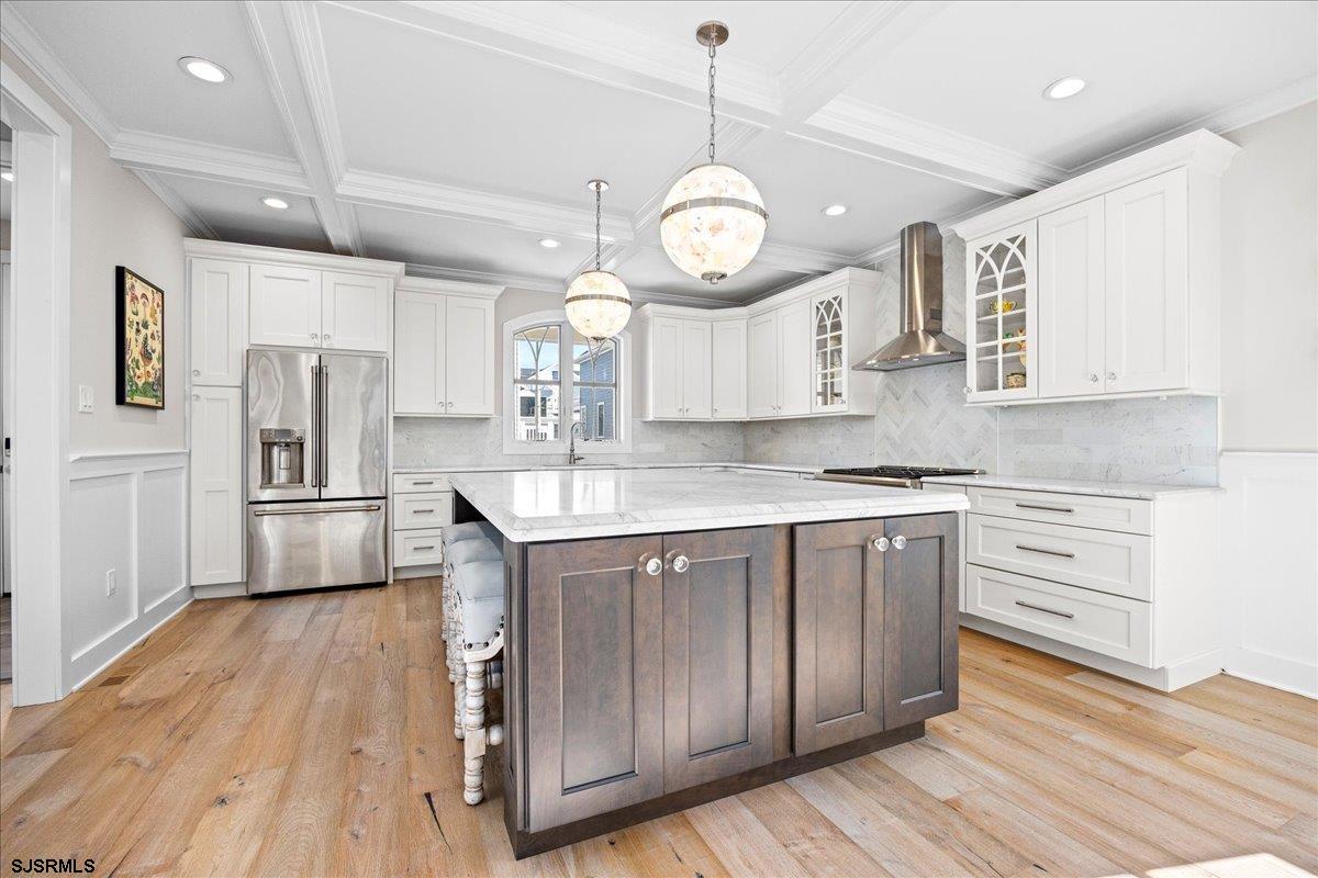 17 N Lancaster Ave