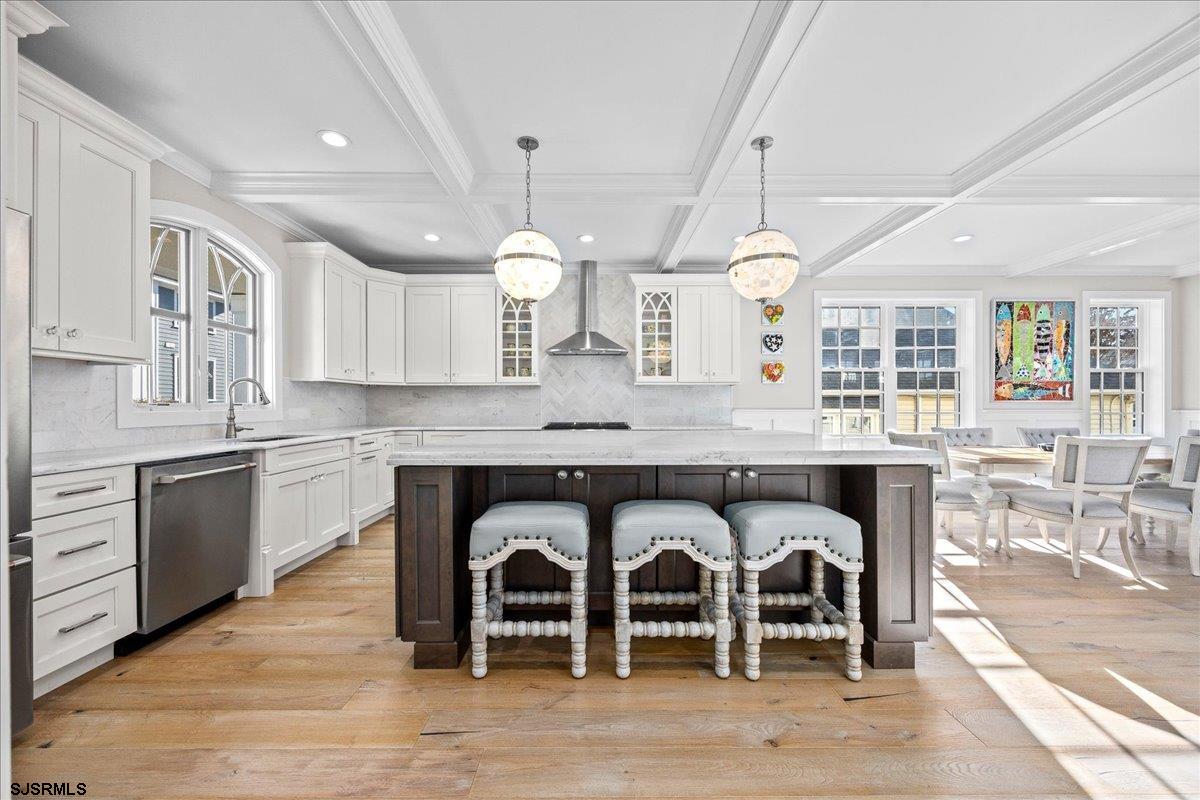 17 N Lancaster Ave