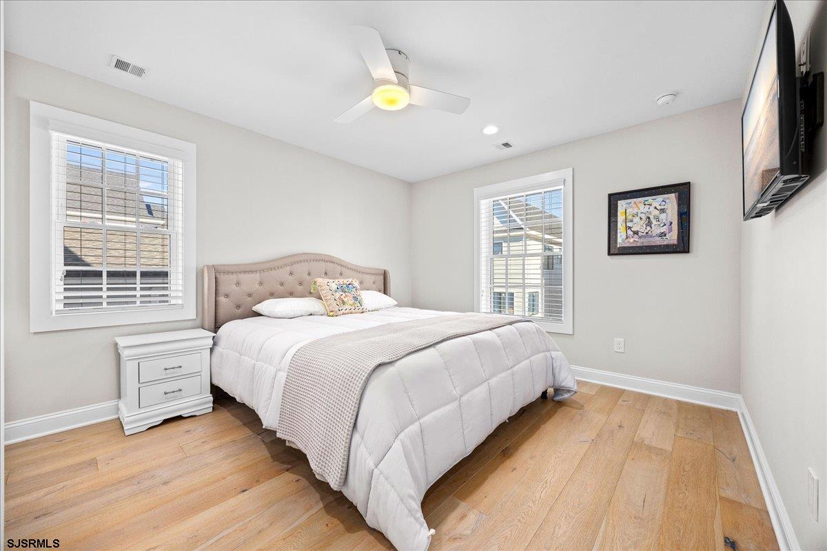17 N Lancaster Ave
