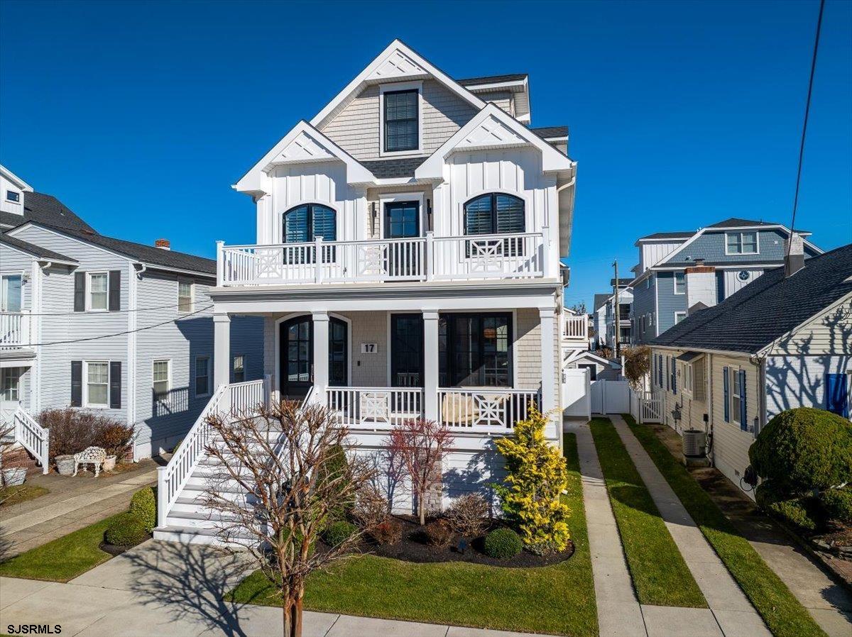 17 N Lancaster Ave