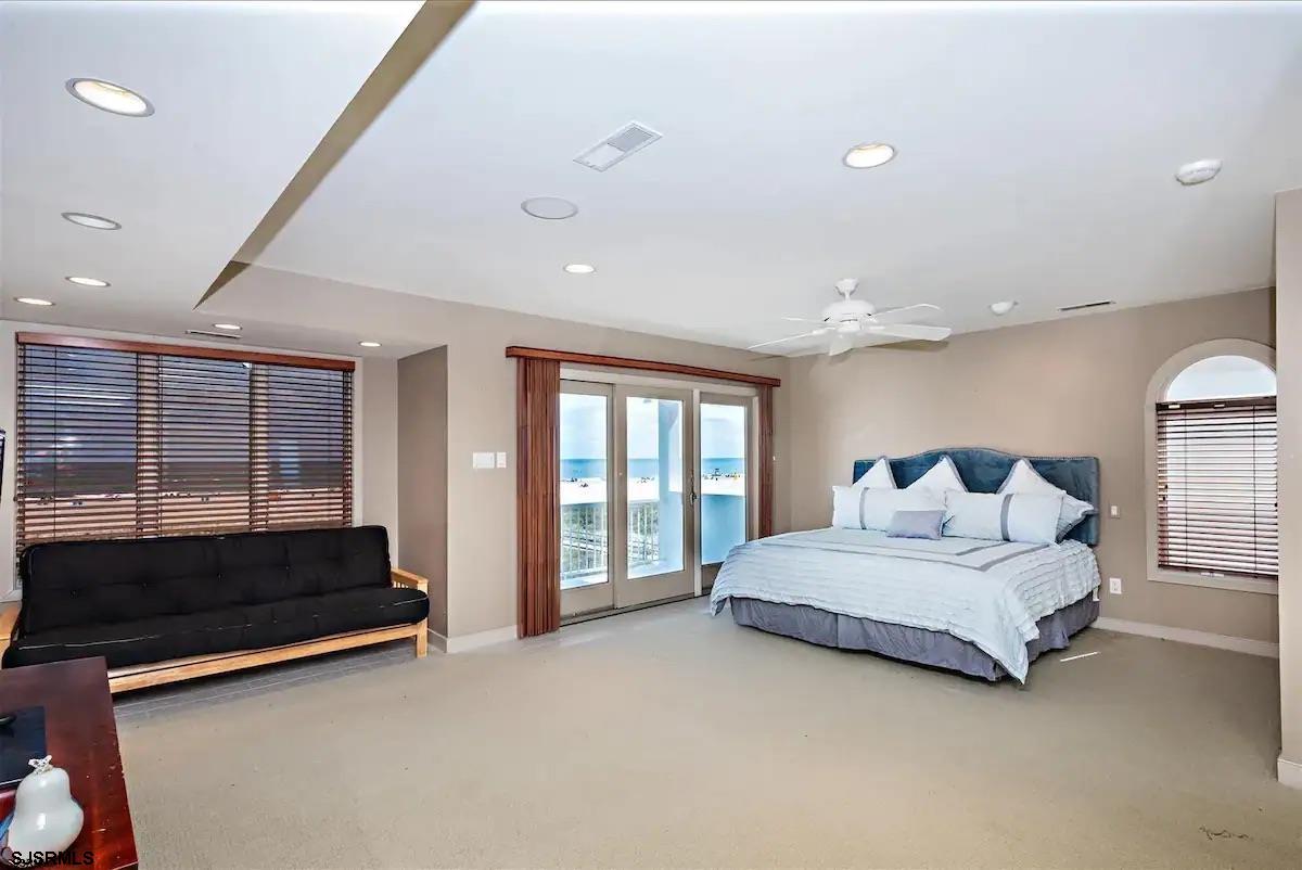 4501 Boardwalk