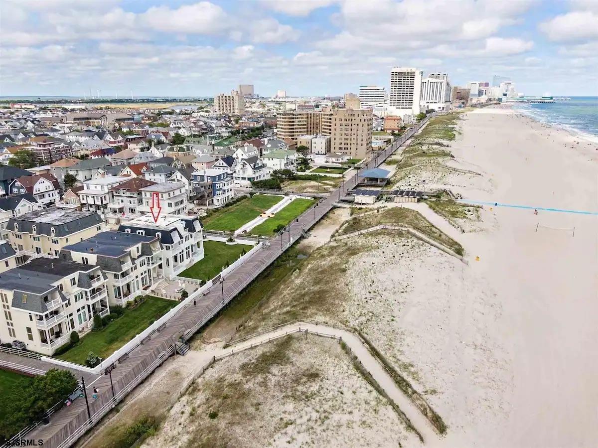 4501 Boardwalk