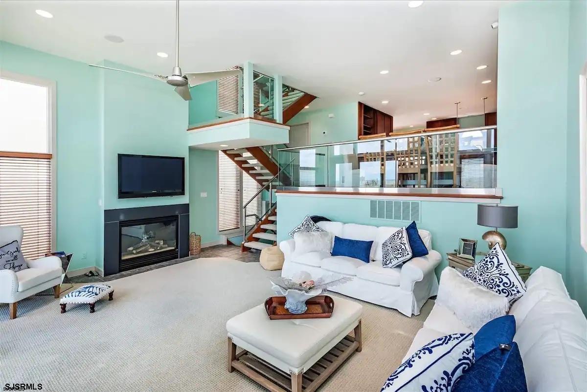 4501 Boardwalk