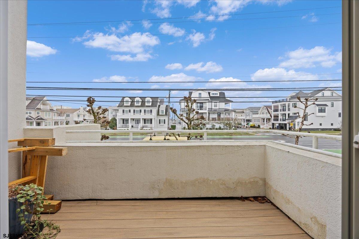 7701 Atlantic Ave Unit: 15