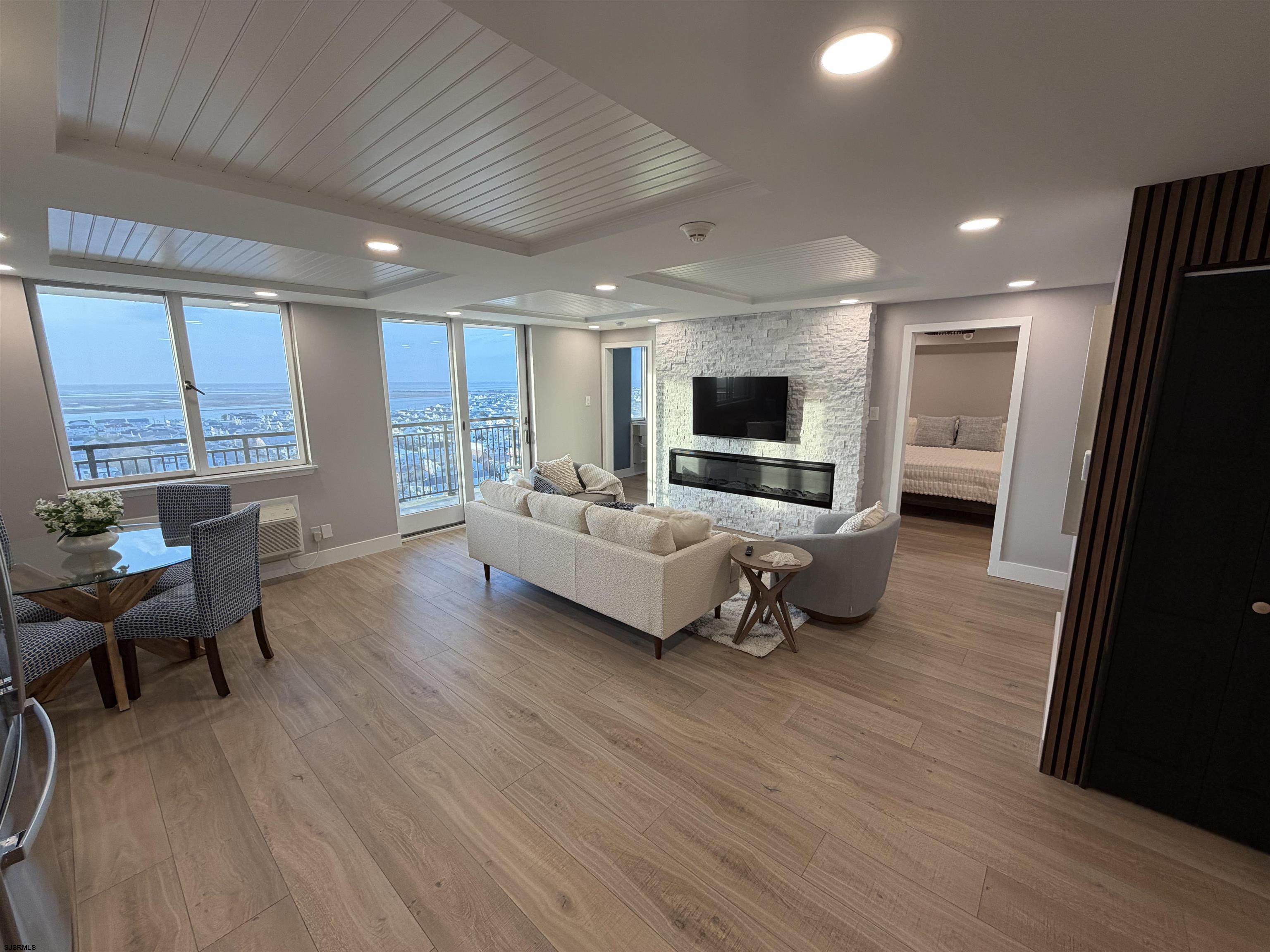9600 Atlantic Ave Unit: 1711
