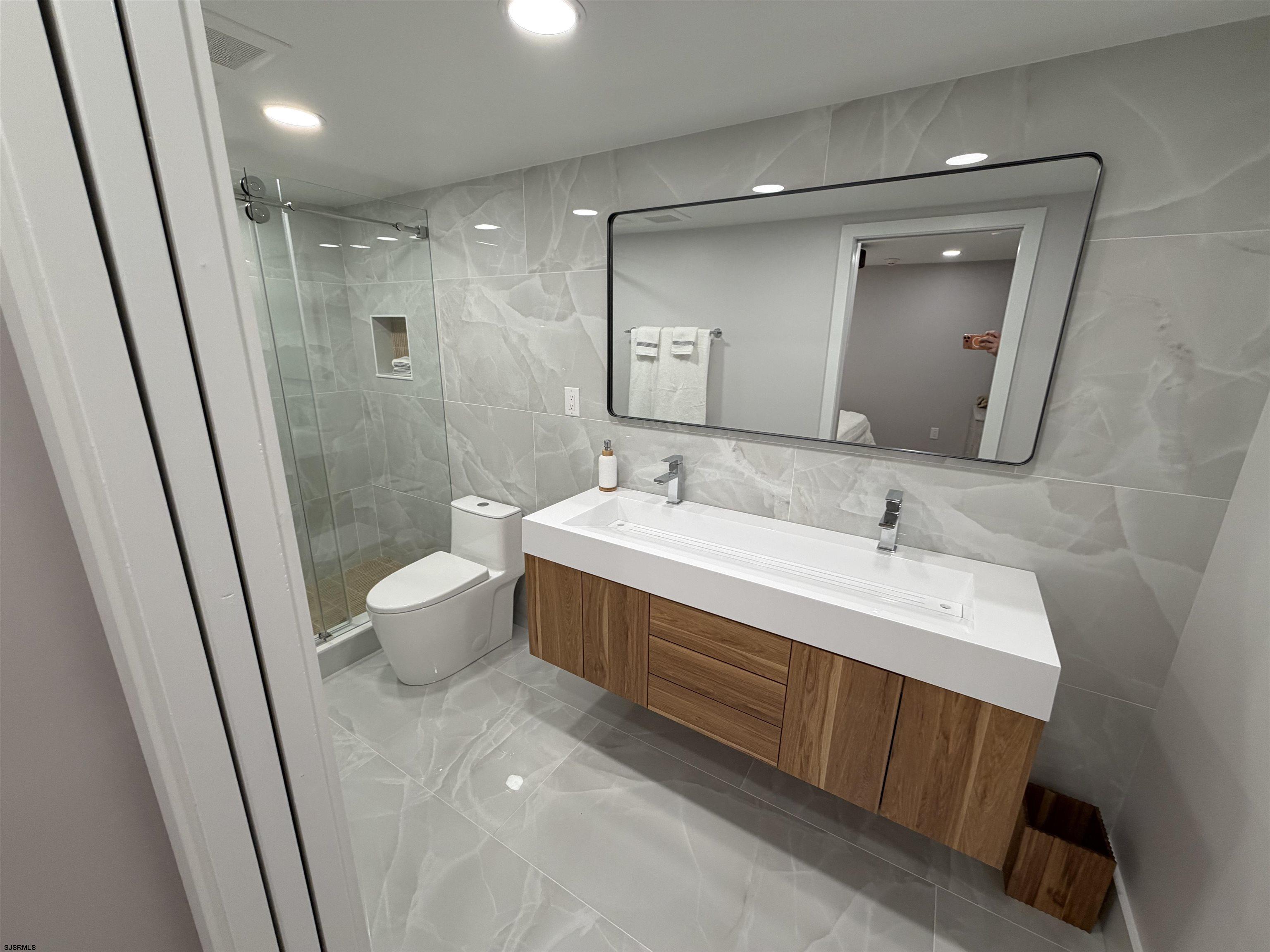 9600 Atlantic Ave Unit: 1711