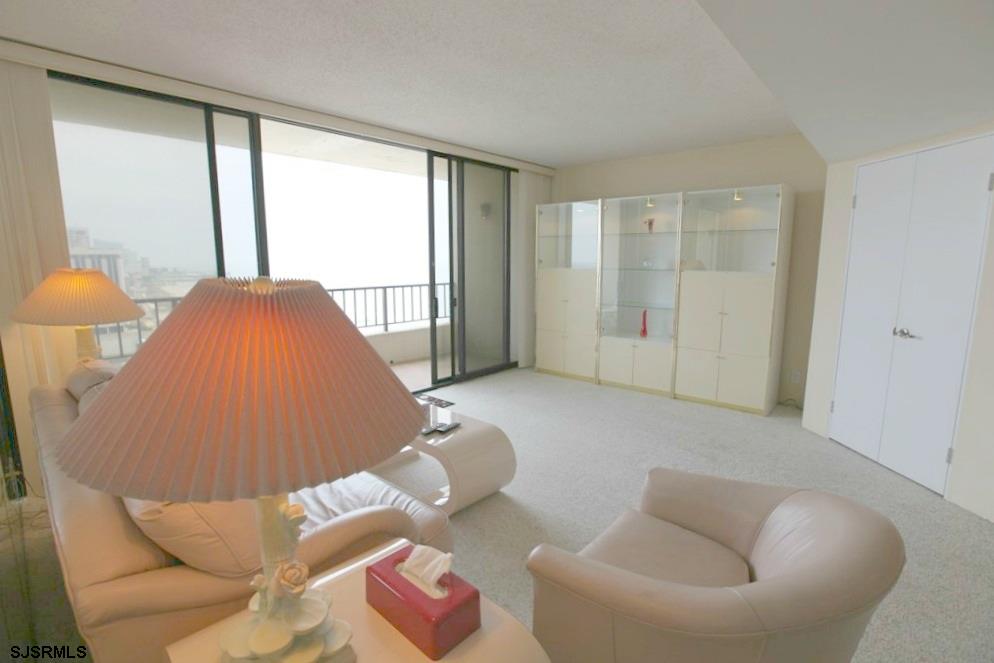 3851 Boardwalk