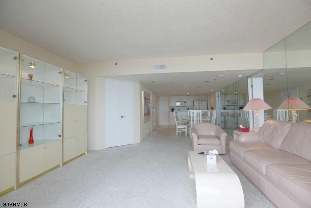 3851 Boardwalk