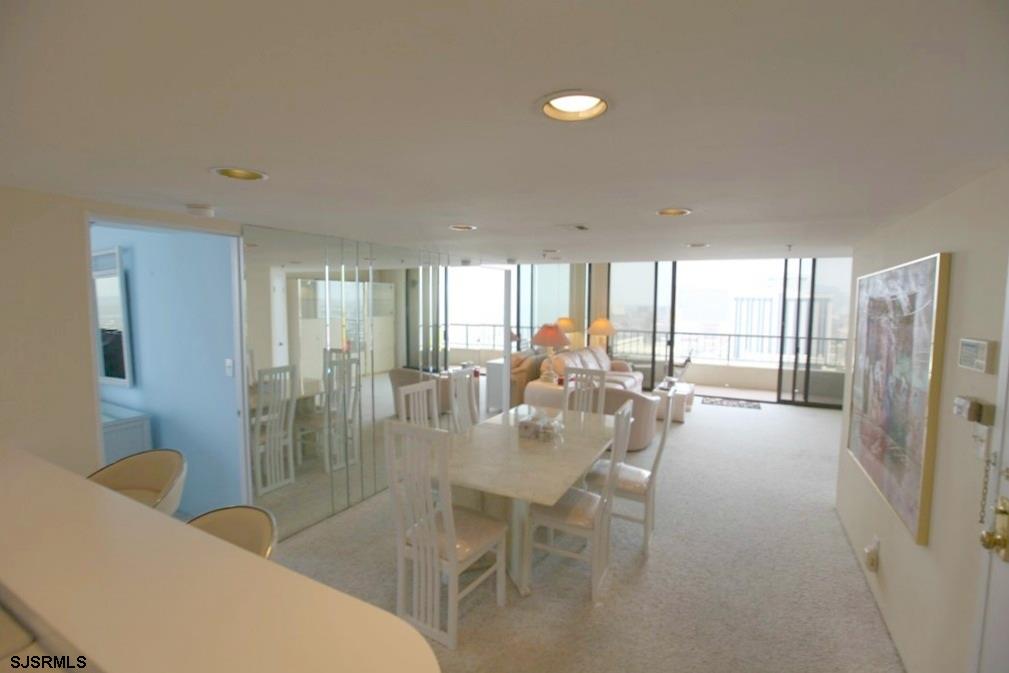 3851 Boardwalk