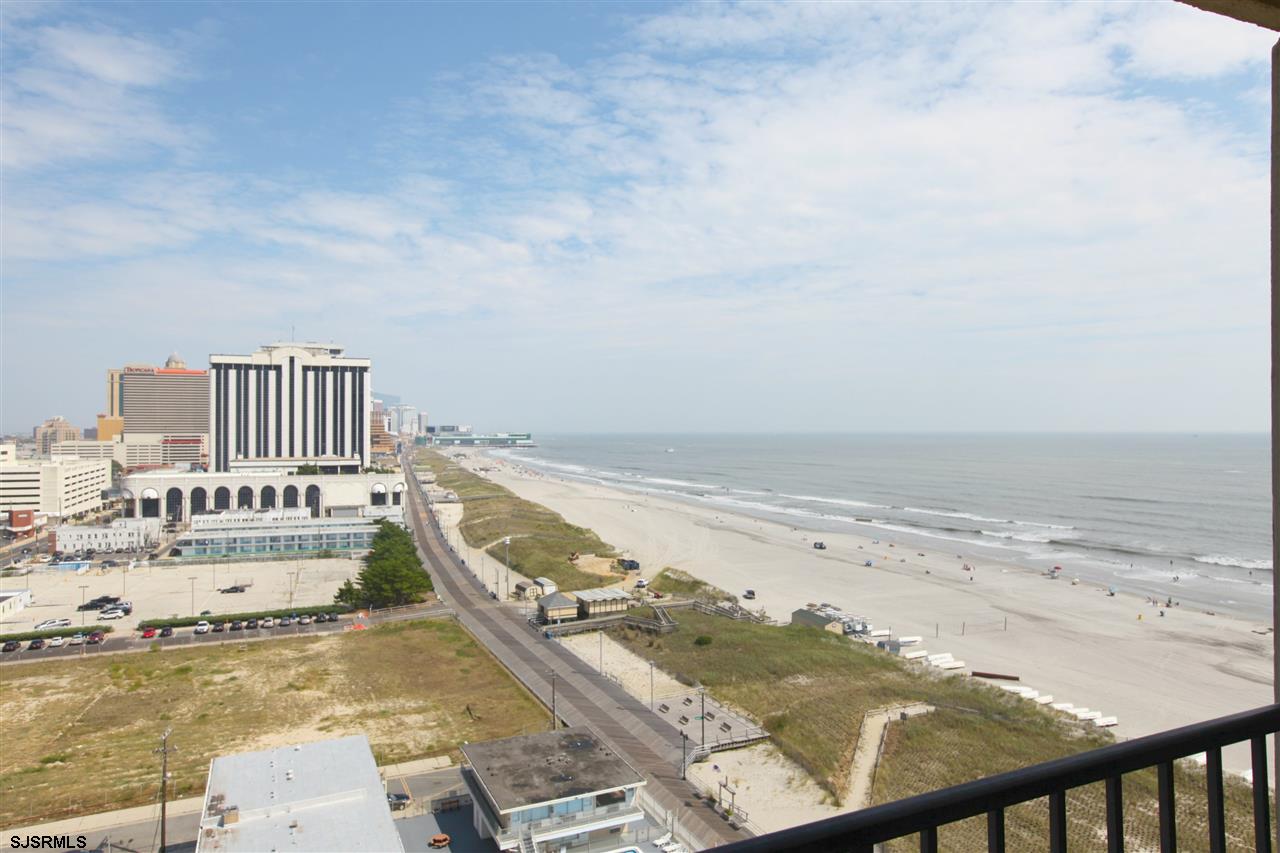 3851 Boardwalk