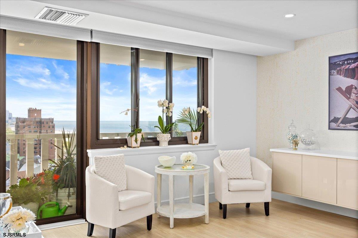100 S Berkley Square Unit: 12F