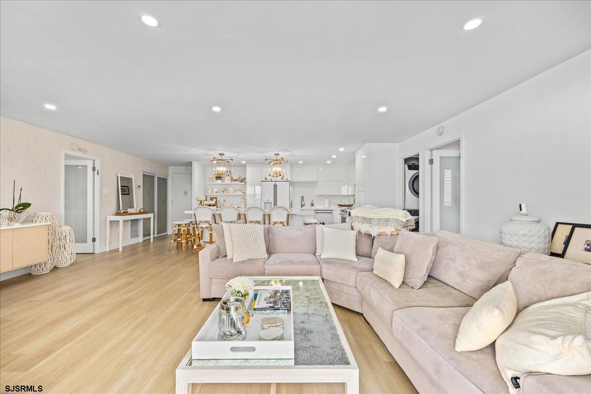 100 S Berkley Square Unit: 12F