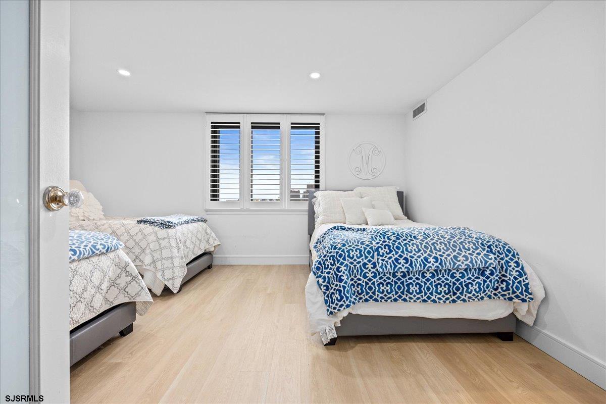100 S Berkley Square Unit: 12F