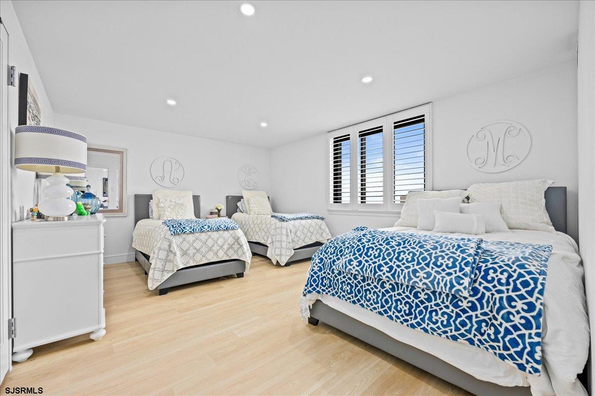 100 S Berkley Square Unit: 12F