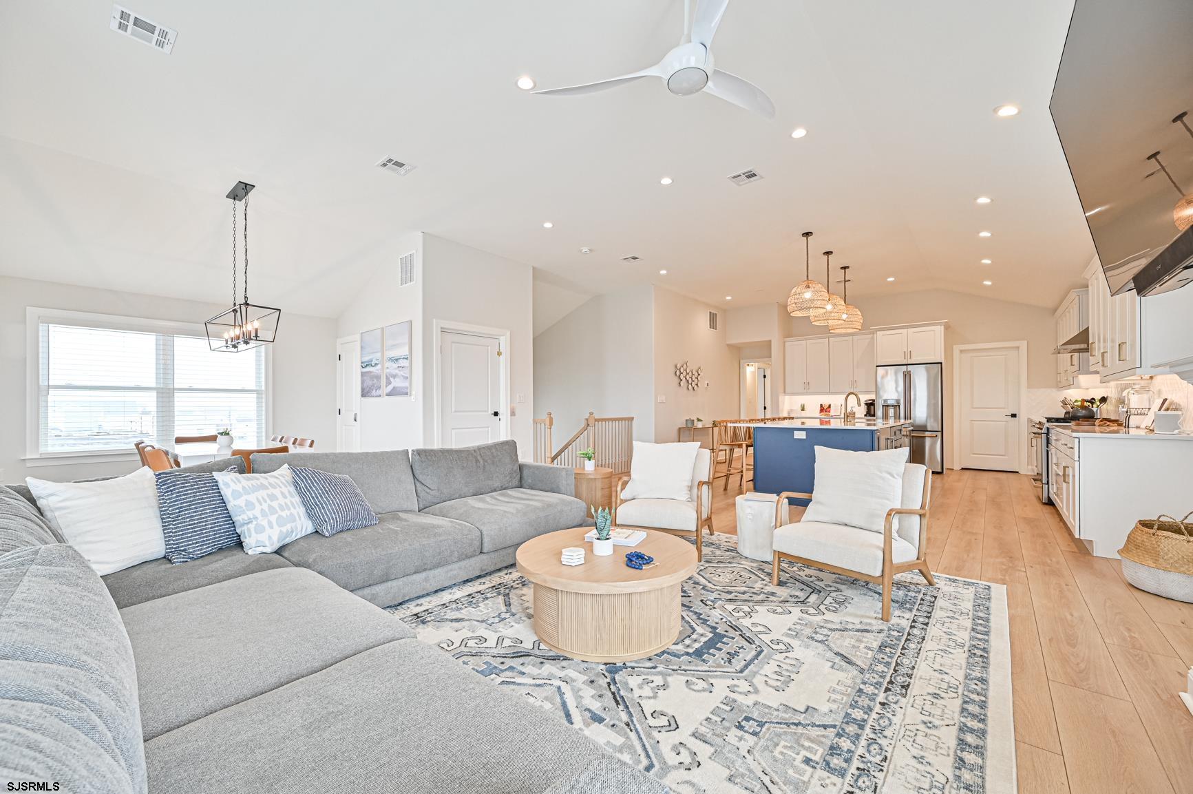 251 38th Street