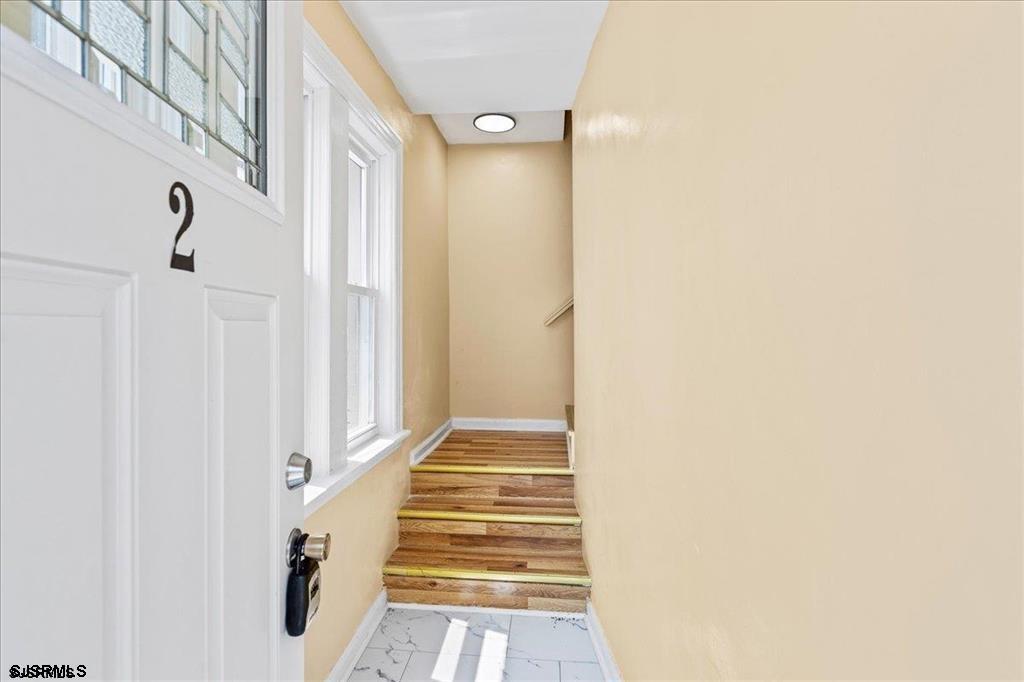 14 N Jackson Ave
