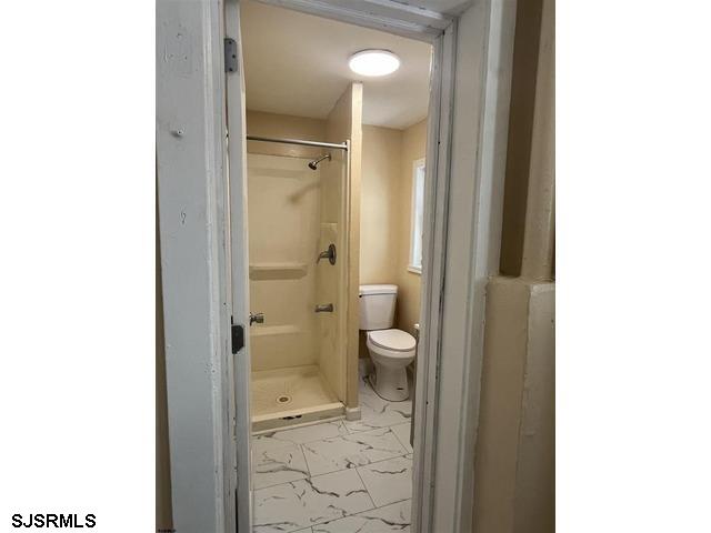 14 N Jackson Ave