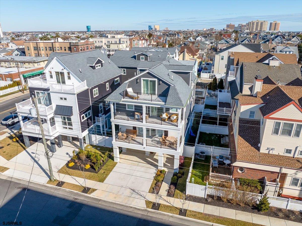 3 S Portland Ave
