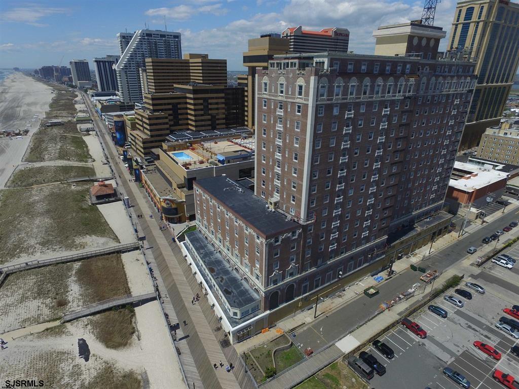2721 Boardwalk Unit: 622