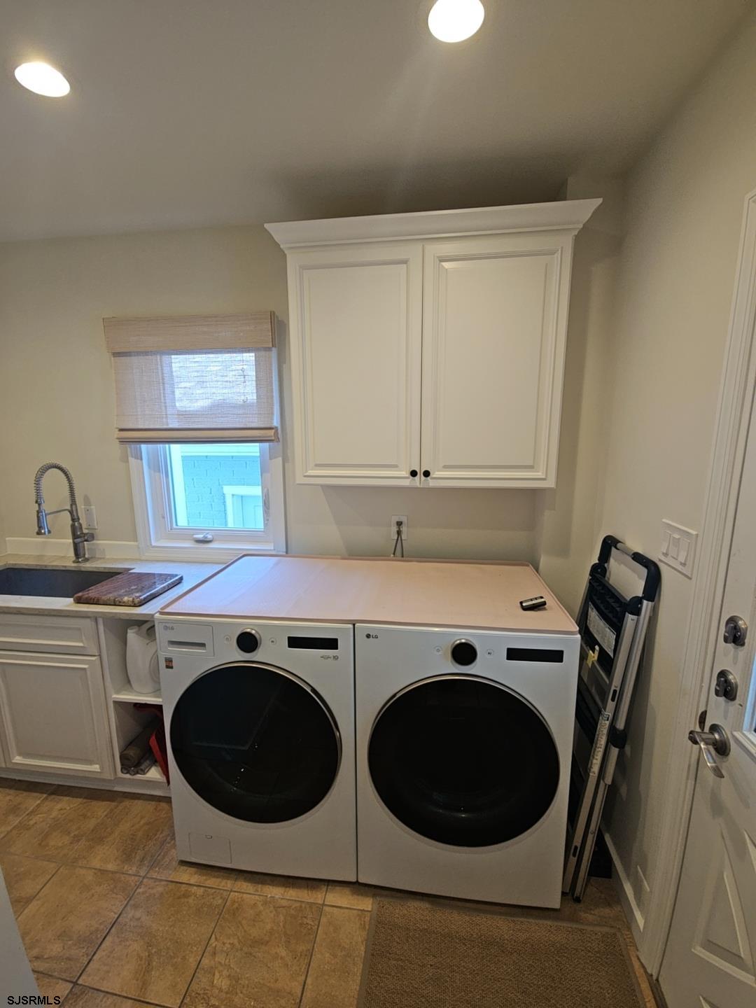107 S Dover Ave