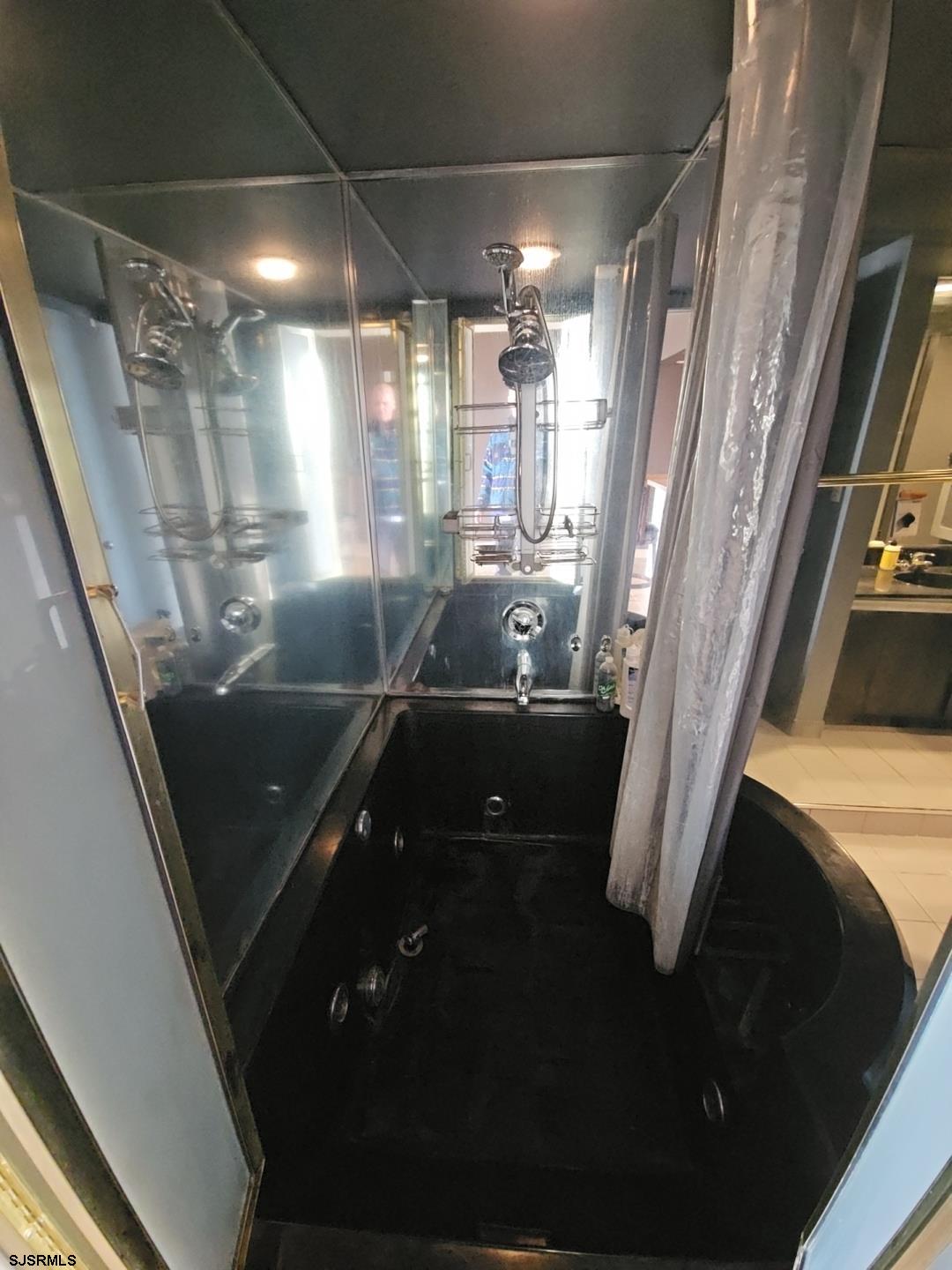 3851 Boardwalk Unit: 1408